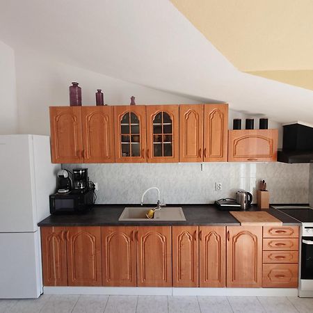 Vikeli Apartment Trogir Exterior photo